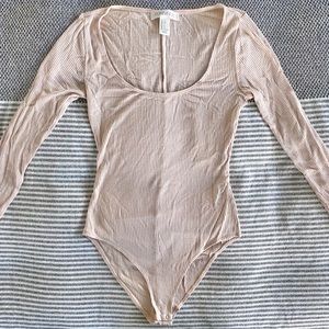 Long-Sleeved Ribbed Bodysuit
